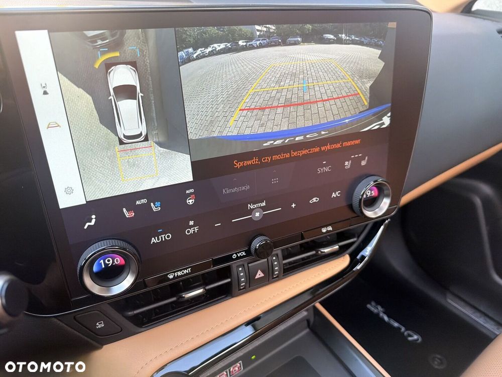 Lexus NX 350h Omotenashi AWD - 18