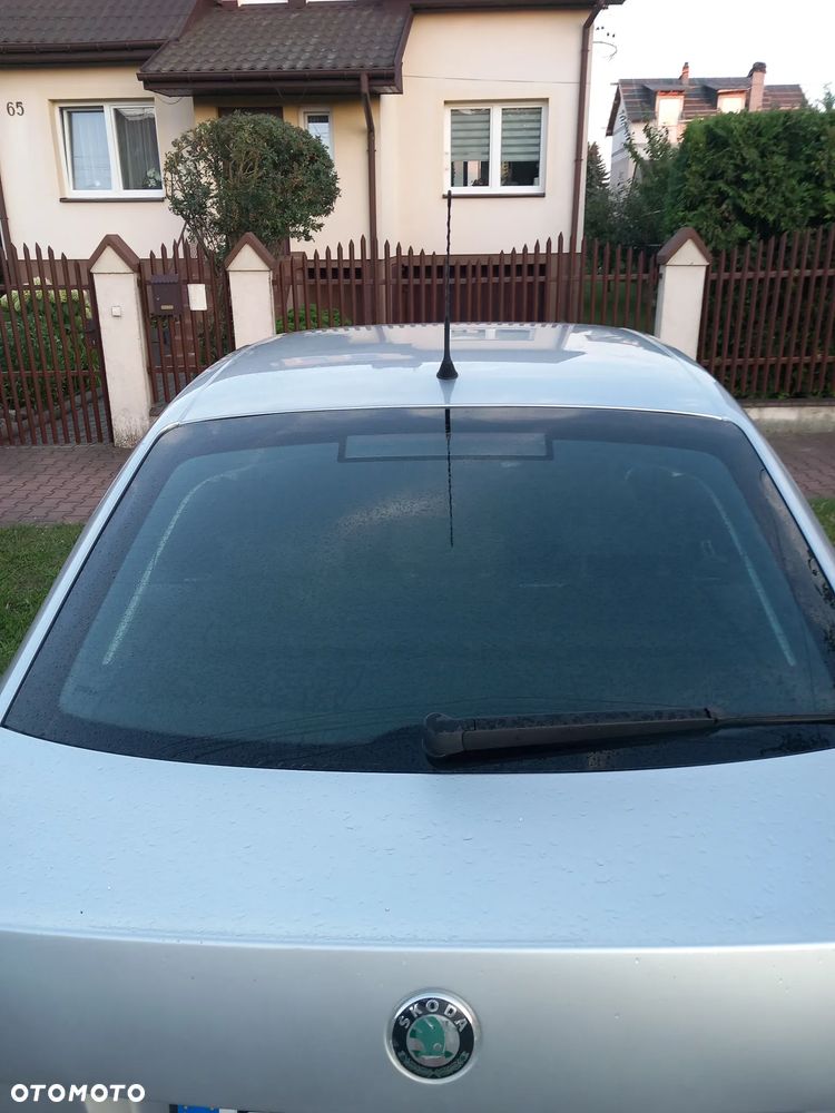 Skoda Octavia 1.9 TDI Ambiente - 4