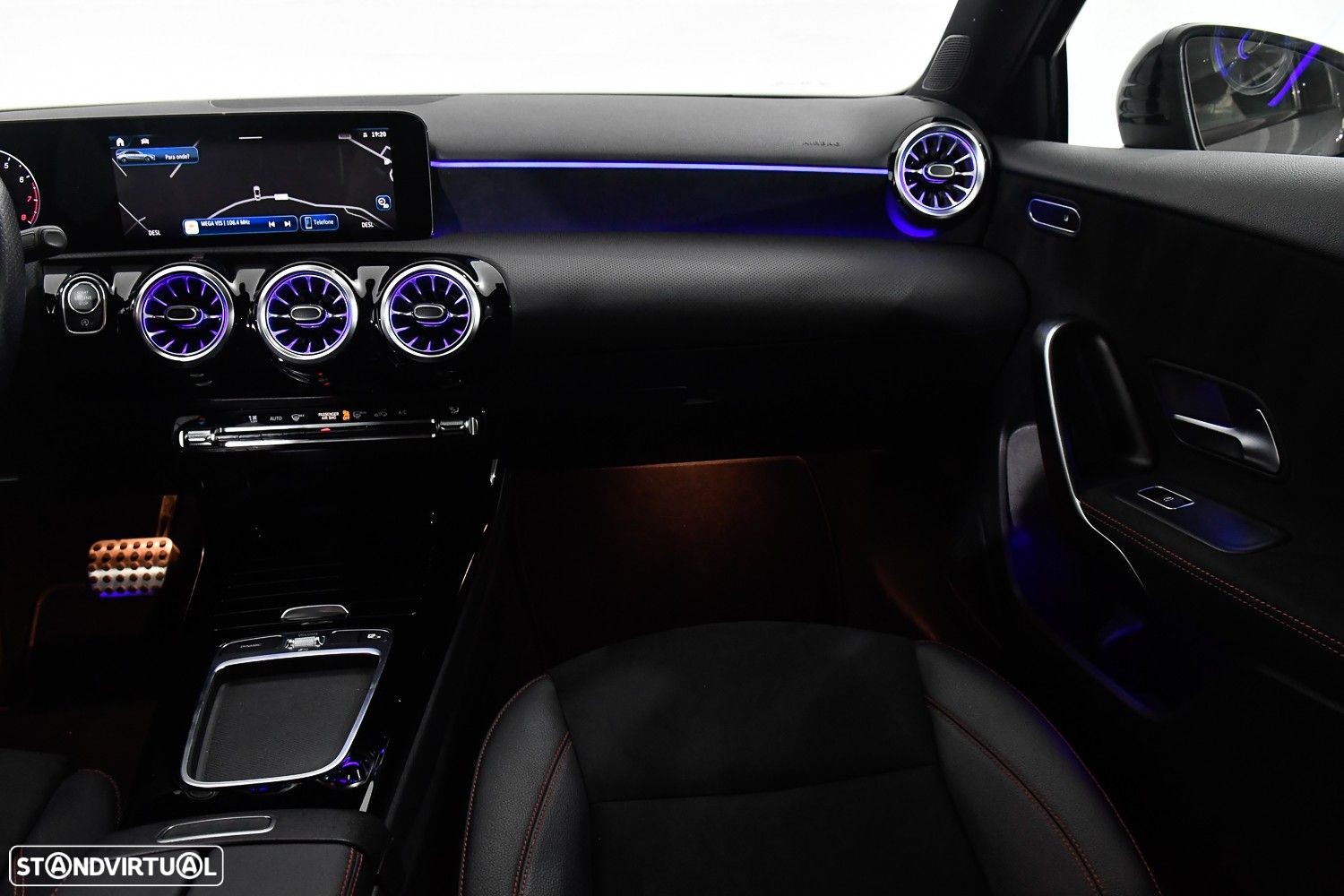 Mercedes-Benz A 200 Limousine AMG Line Aut. - 15