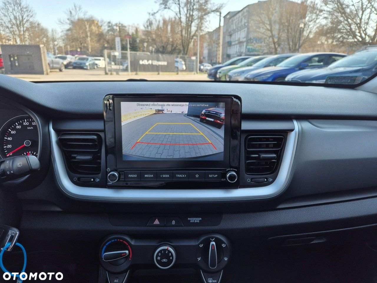 Kia Stonic - 23