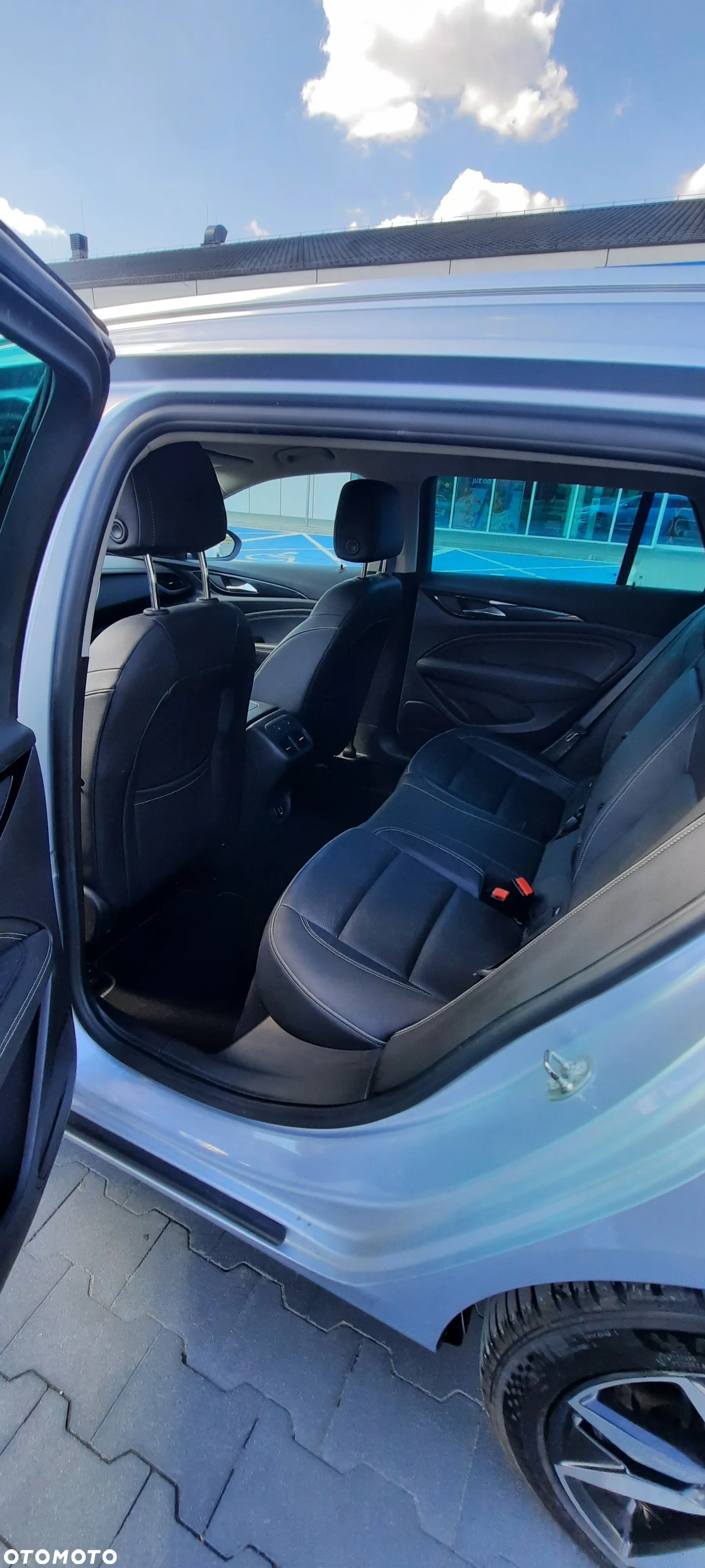 Opel Insignia 2.0 CDTI Sports Tourer ecoFLEXStart/Stop Edition - 12