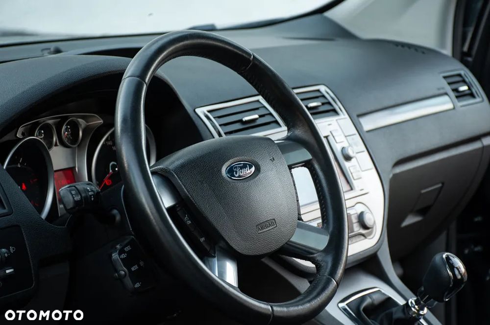 Ford Kuga 2.0 TDCi 4WD Titanium Plus - 23