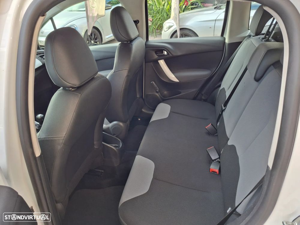 Citroën C3 HDi FAP Attraction - 20