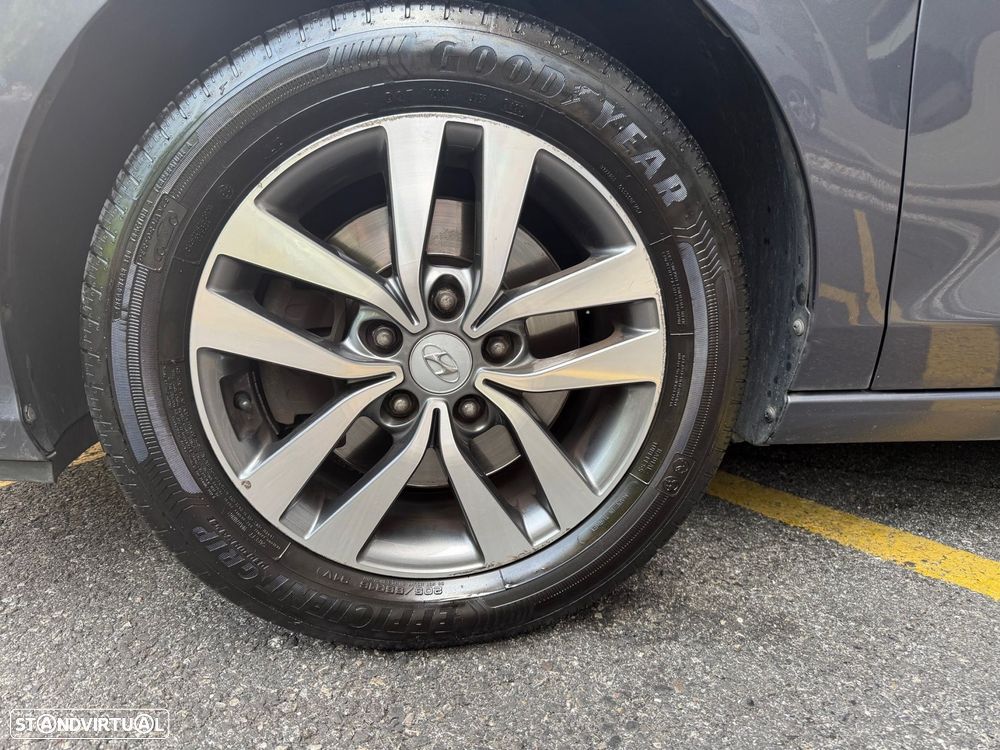 Hyundai i30 SW 1.6 CRDi Style+Navi - 15