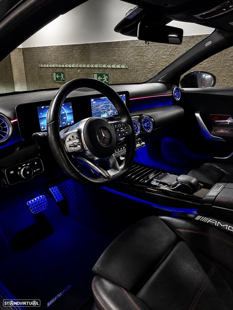 Mercedes-Benz A 180 d 7G-DCT AMG Line - 2