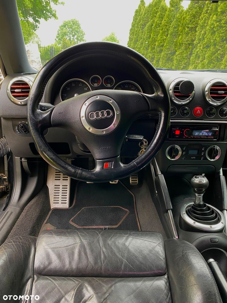 Audi TT Coupé - 13
