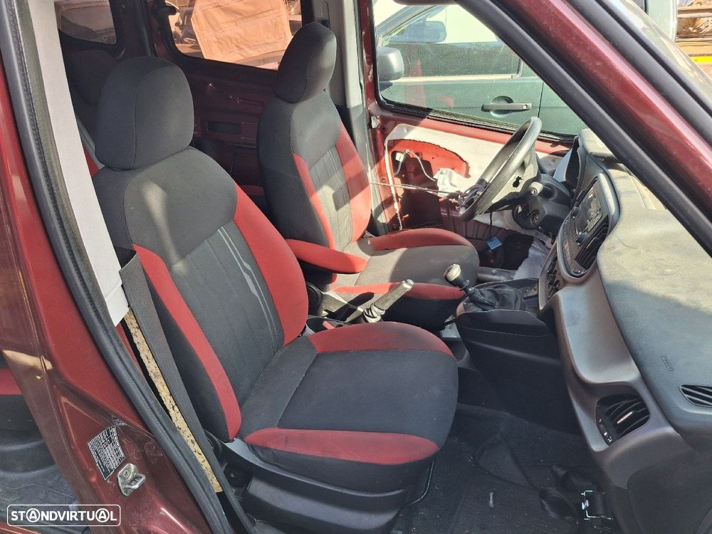 Conjunto De Bancos Frente Fiat Doblo Caixa/Combi (263_) - 1