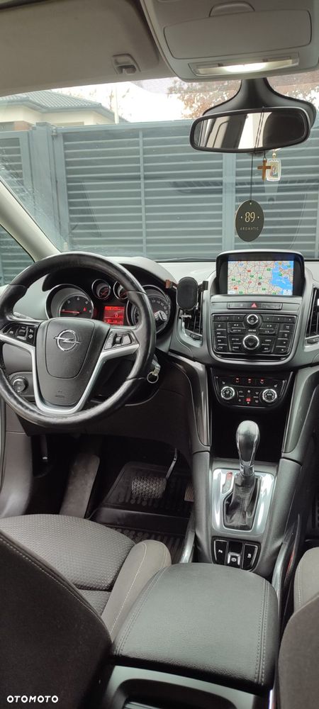 Opel Zafira 2.0 CDTI Enjoy - 12