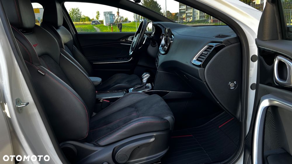 Kia ProCeed 1.6 T-GDI DCT7 OPF GT - 34