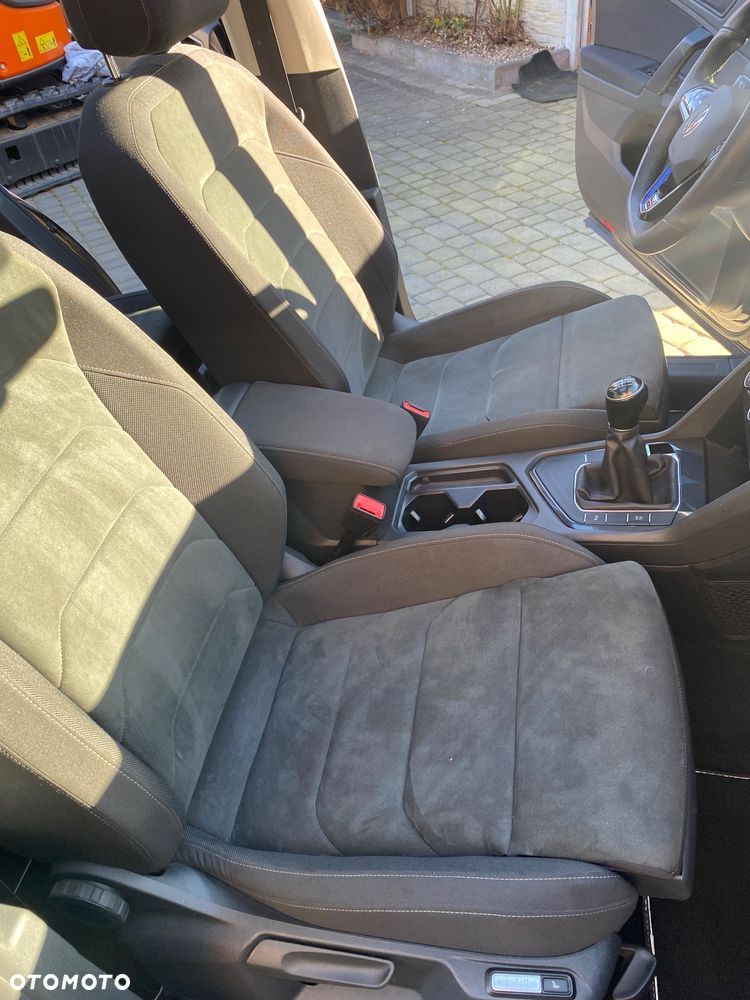 Volkswagen Tiguan 2.0 TDI SCR R-Line - 17