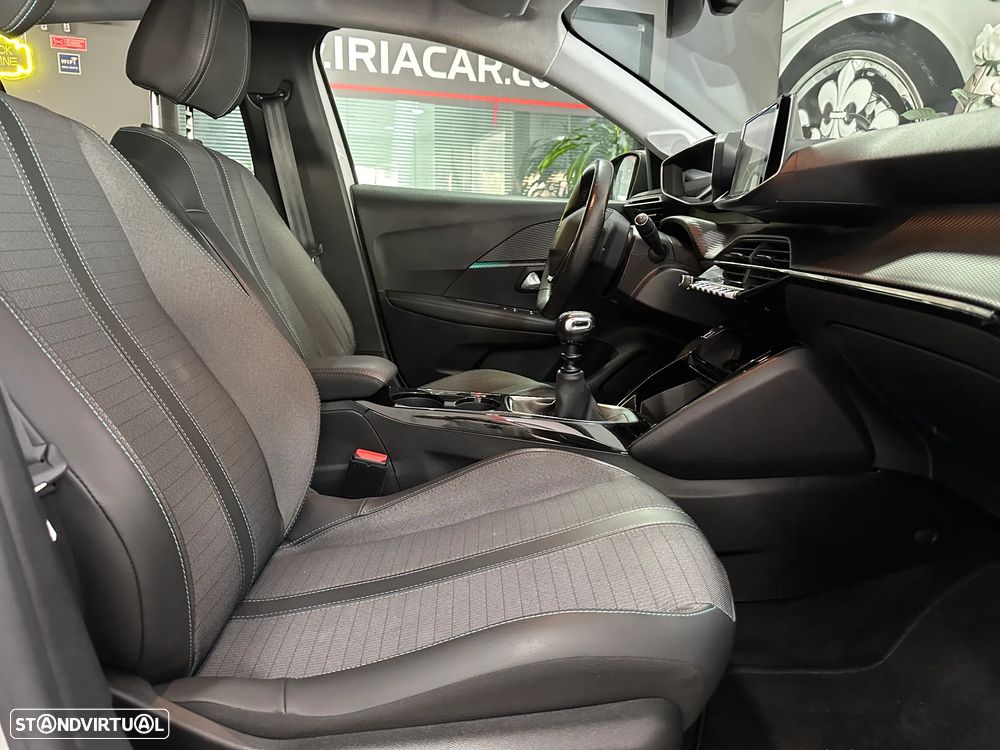 Peugeot 208 1.2 PureTech Allure Pack - 17