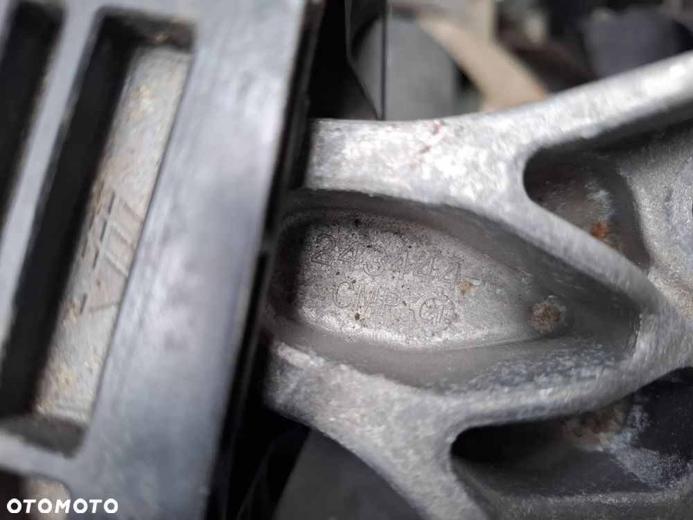 PEUGEOT 208 II CORSA 1.2 THP ŁAPA PODUSZKA SILNIKA 243444 - 4