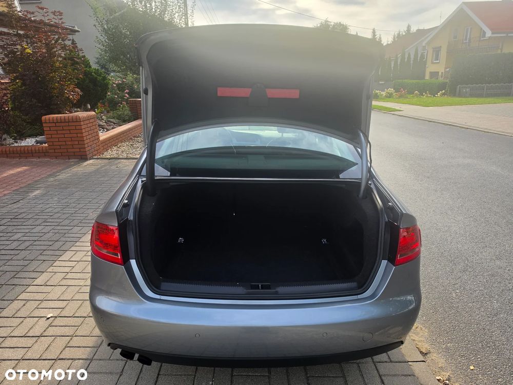 Audi A4 Limousine 2.0 TFSI Attraction - 22