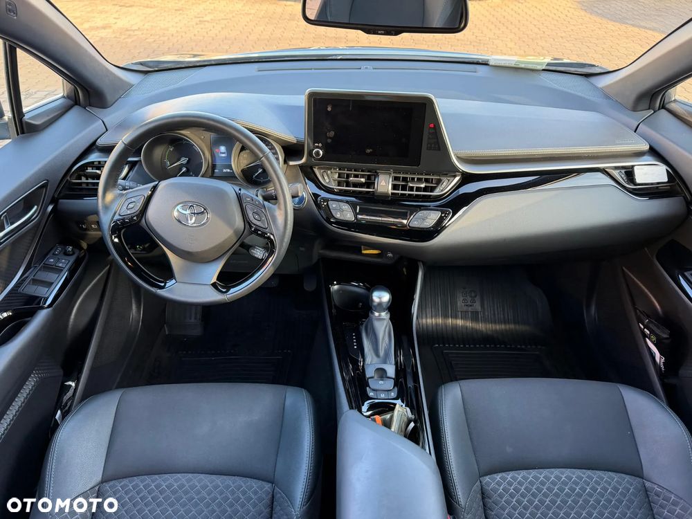 Toyota C-HR - 6