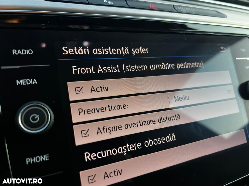 Volkswagen Passat - 22