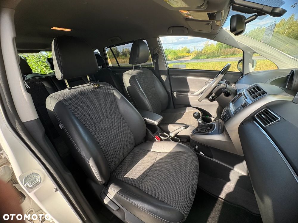 Toyota Verso 1.8 Premium EU5 7os - 21