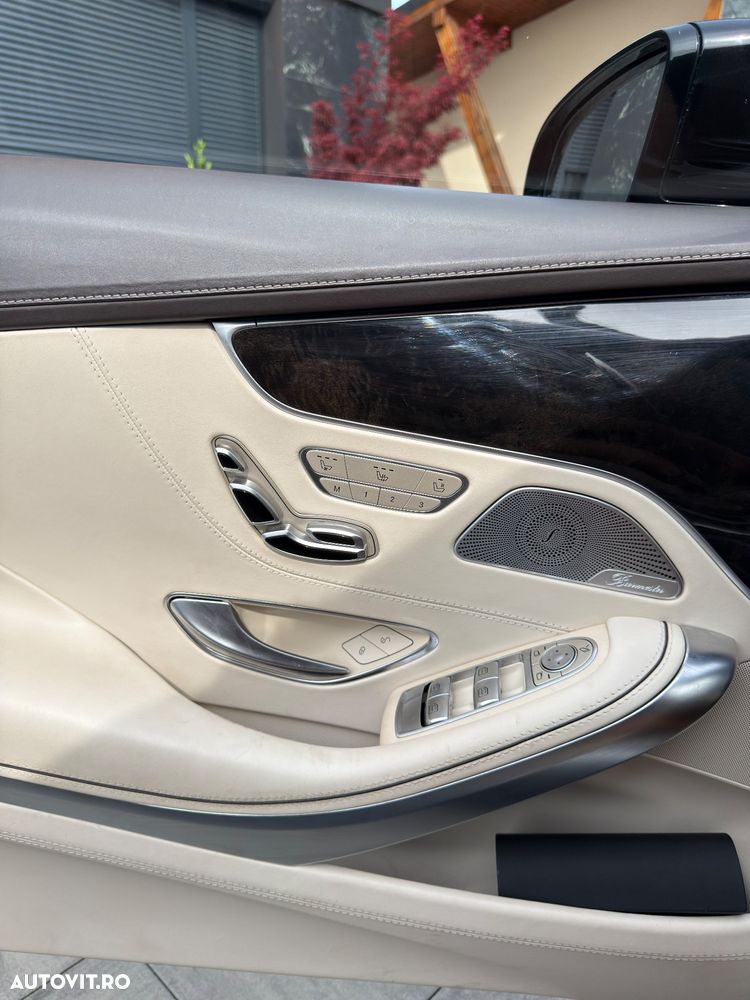 Mercedes-Benz S 560 4MATIC Aut - 9