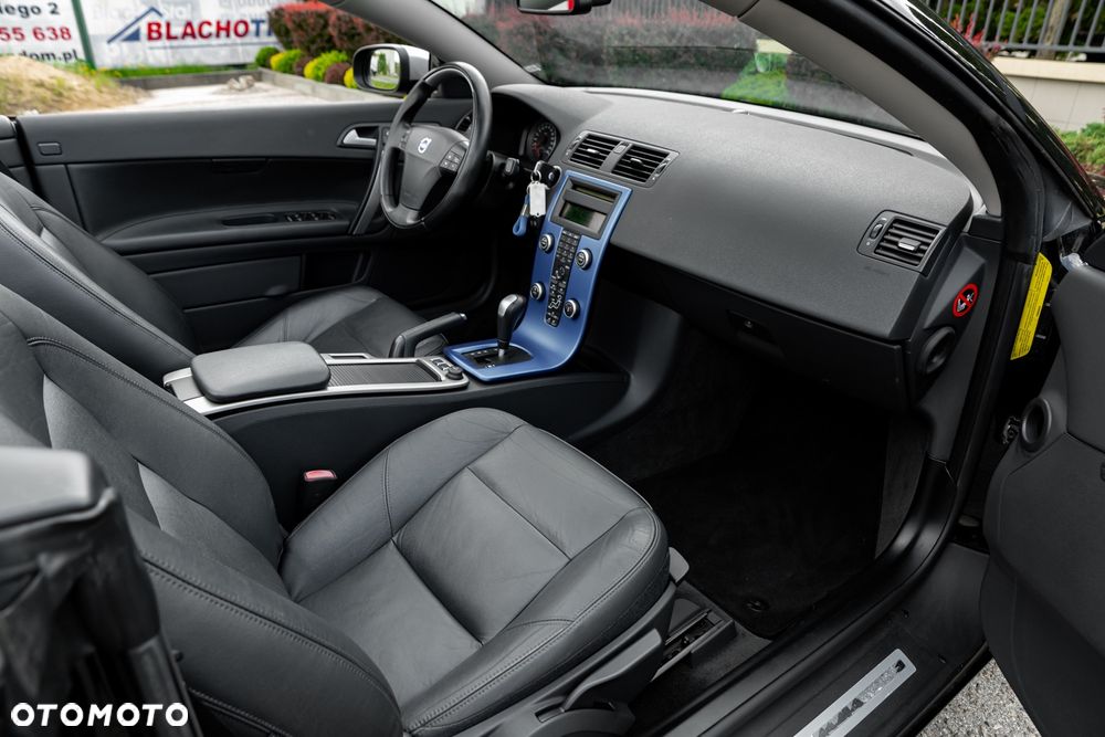 Volvo C70 2.4i Summum - 24