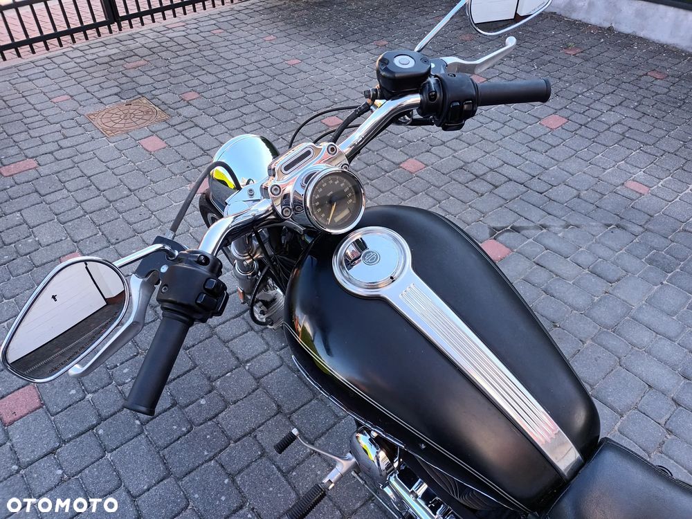 Harley-Davidson Sportster Custom 1200C - 9