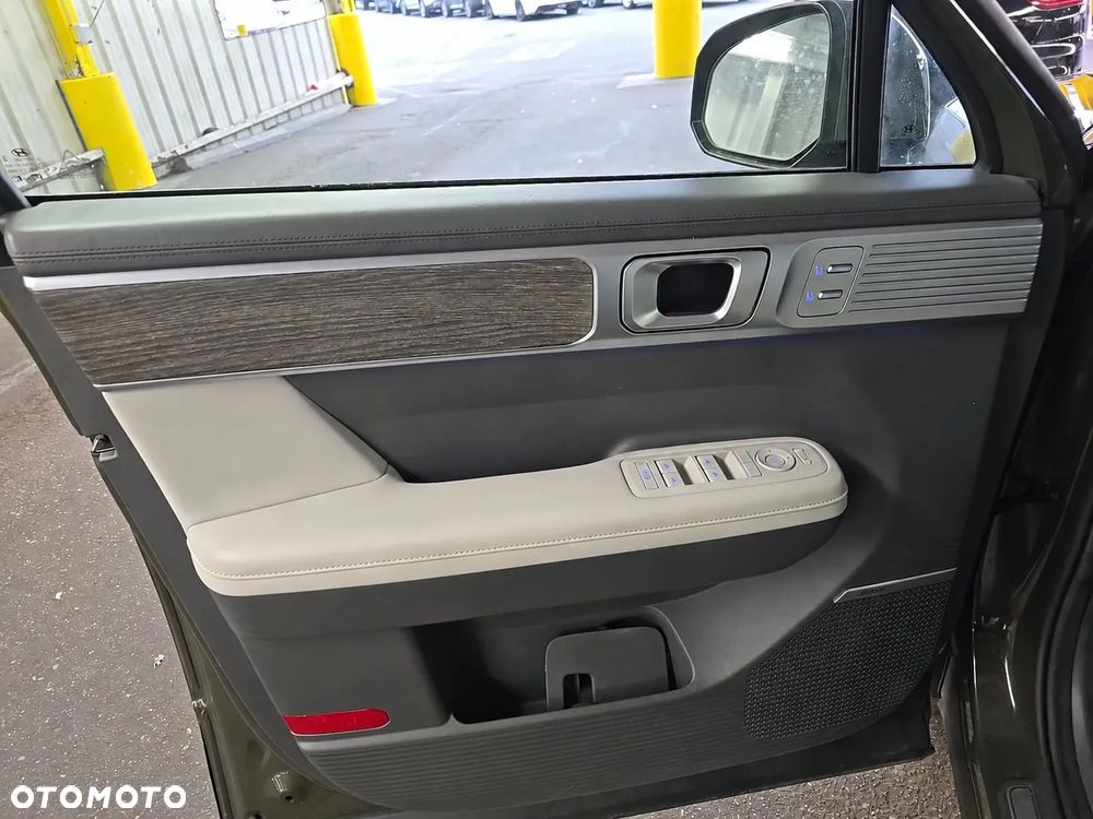 Hyundai Santa Fe - 10