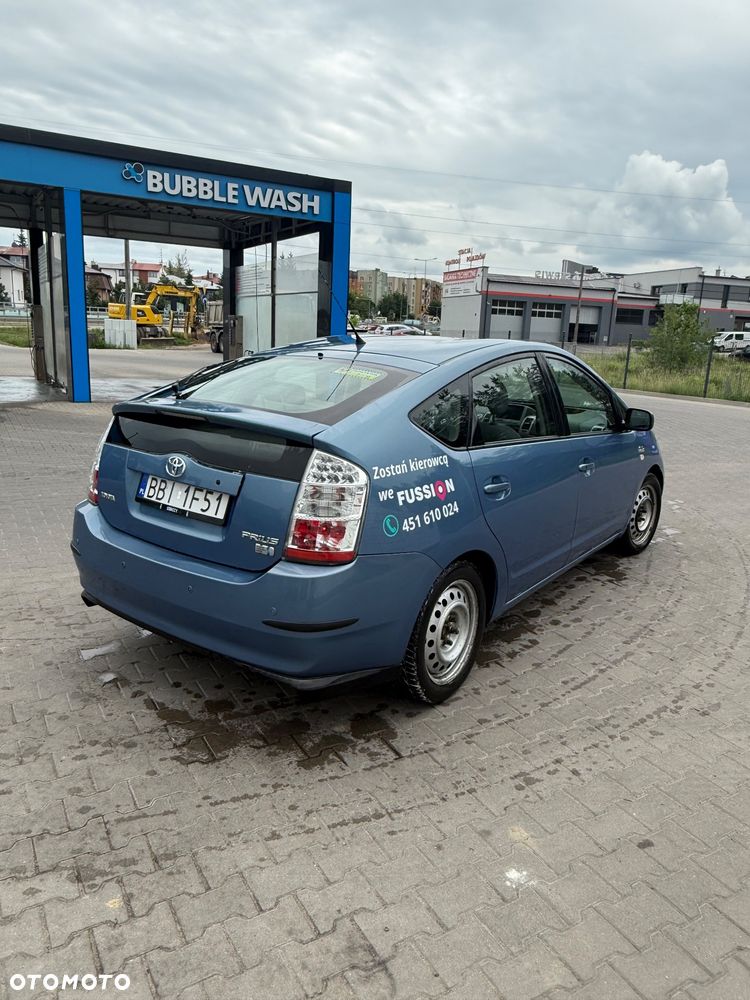 Toyota Prius 1.5 VVT-i Sol - 4