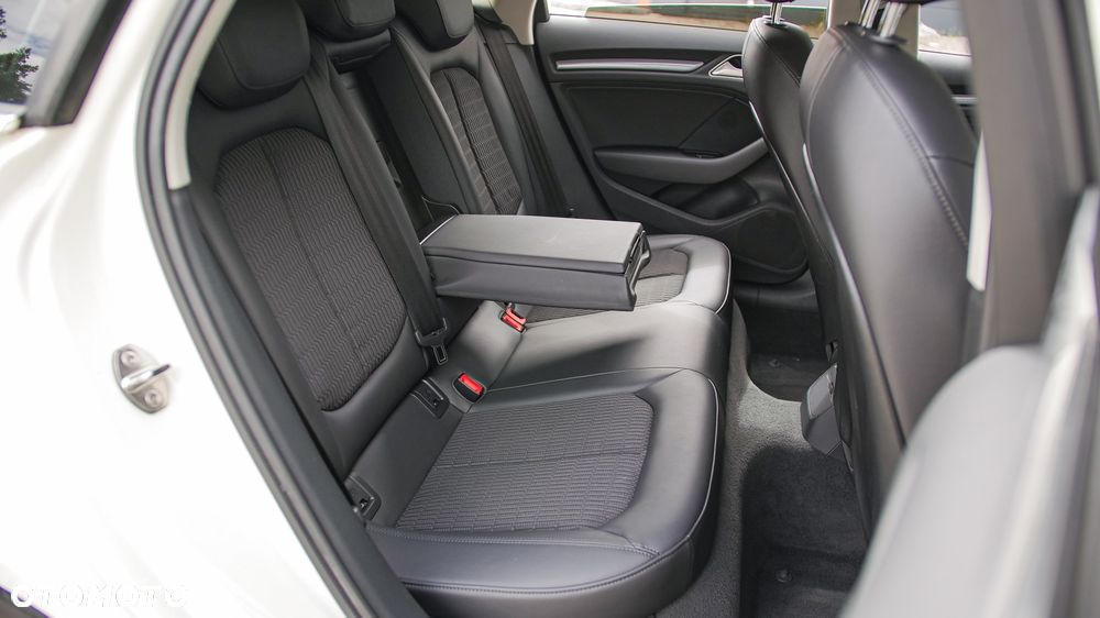 Audi A3 Sportback 2.0 TDI (clean diesel) quattro S tronic Attraction - 27