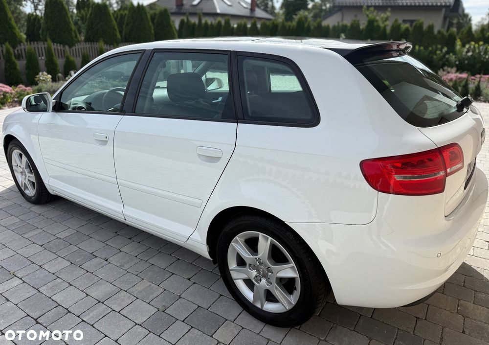 Audi A3 Sportback - 19