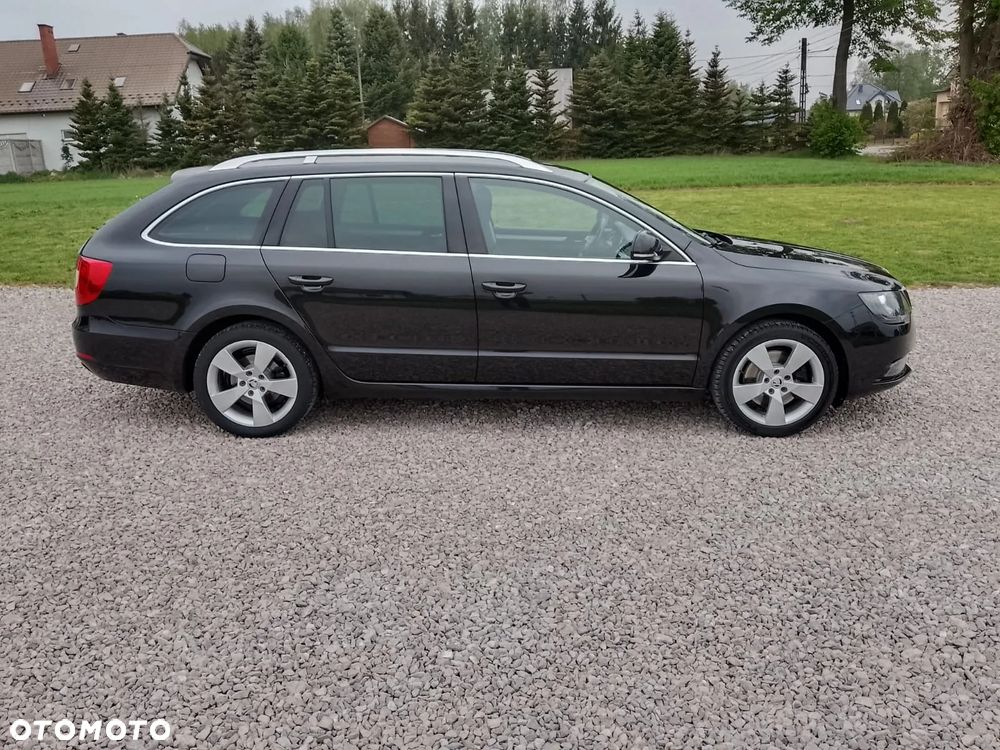 Skoda Superb 2.0 TDI Exclusive - 6