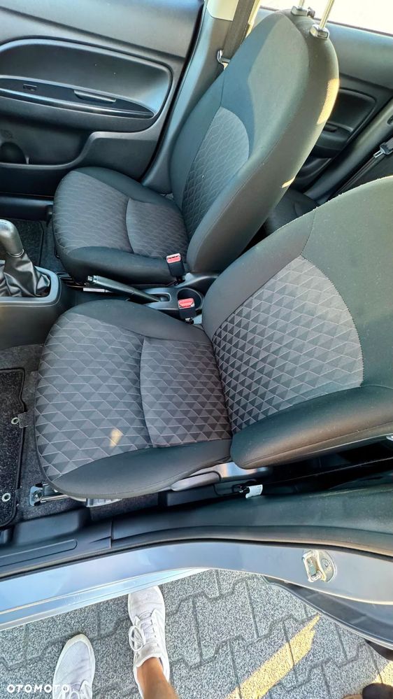 Mitsubishi Space Star 1.2 - 15