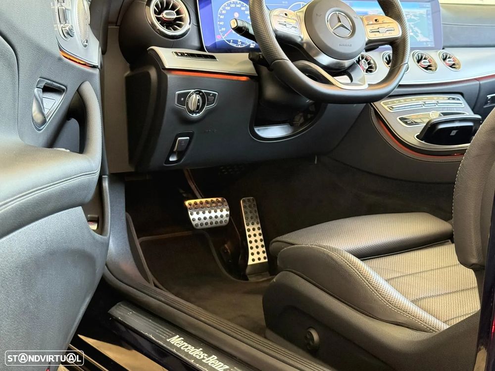 Mercedes-Benz E 220 d AMG Line - 37