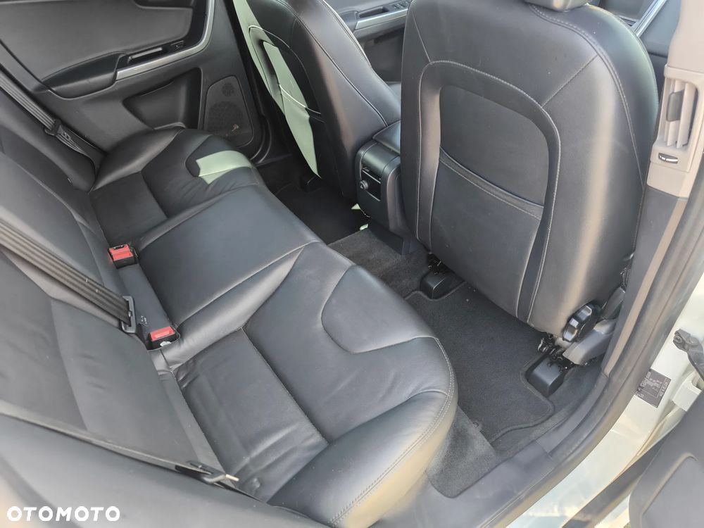 Volvo XC 60 - 17