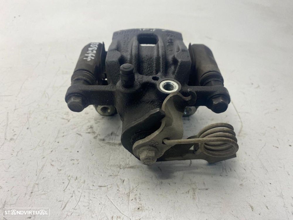 Pinças de travão Dto Frente KIA CARENS IV REF. BC140180 - 3