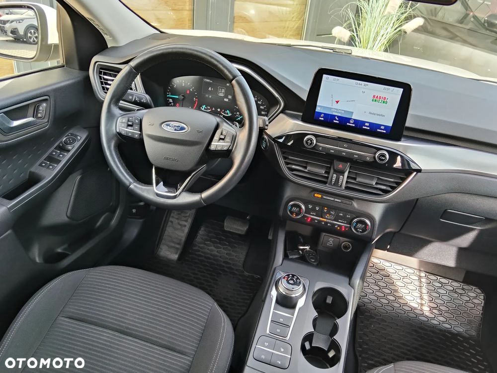 Ford Kuga 2.0 EcoBlue 4x4 TITANIUM - 24