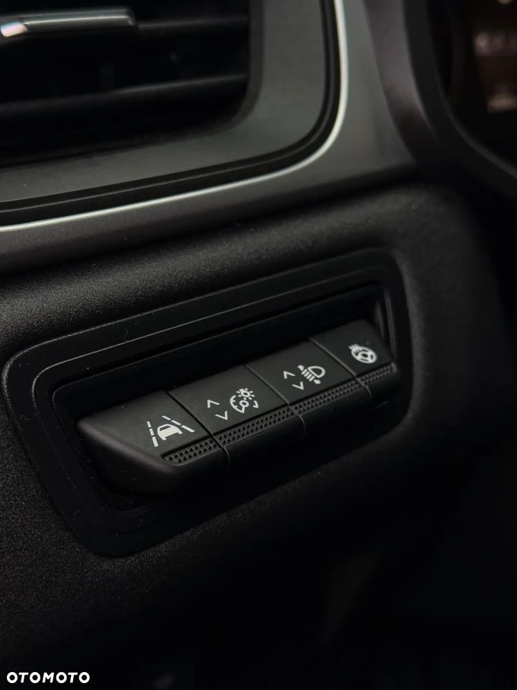 Renault Captur - 12