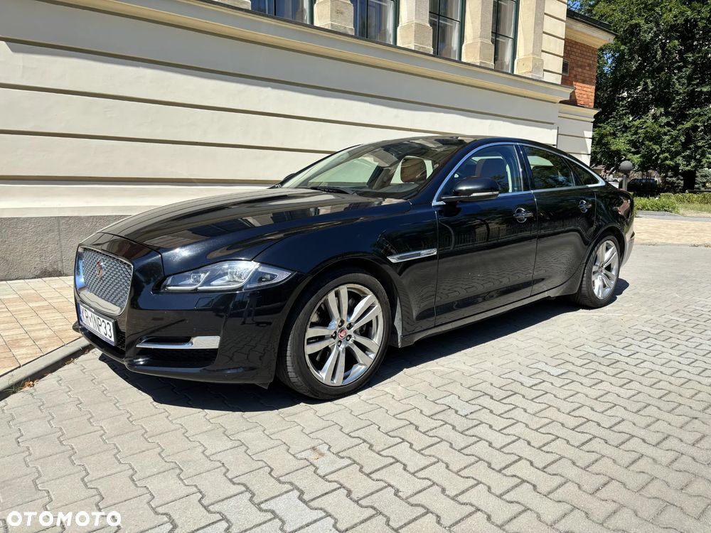 Jaguar XJ 3.0 T AWD Premium Luxury - 26