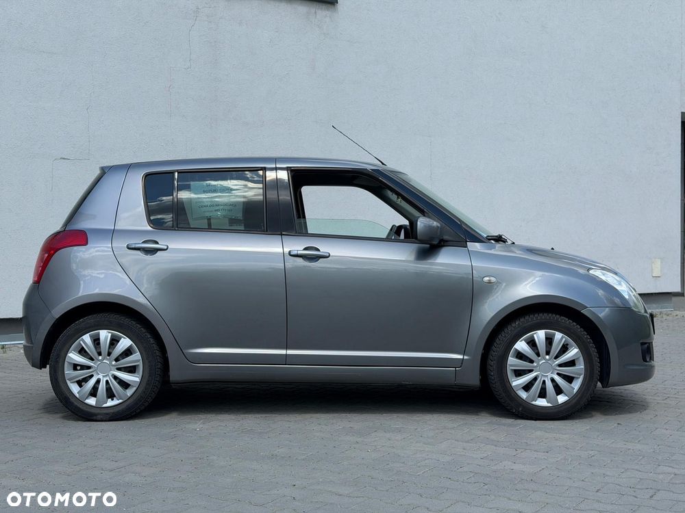 Suzuki Swift - 27