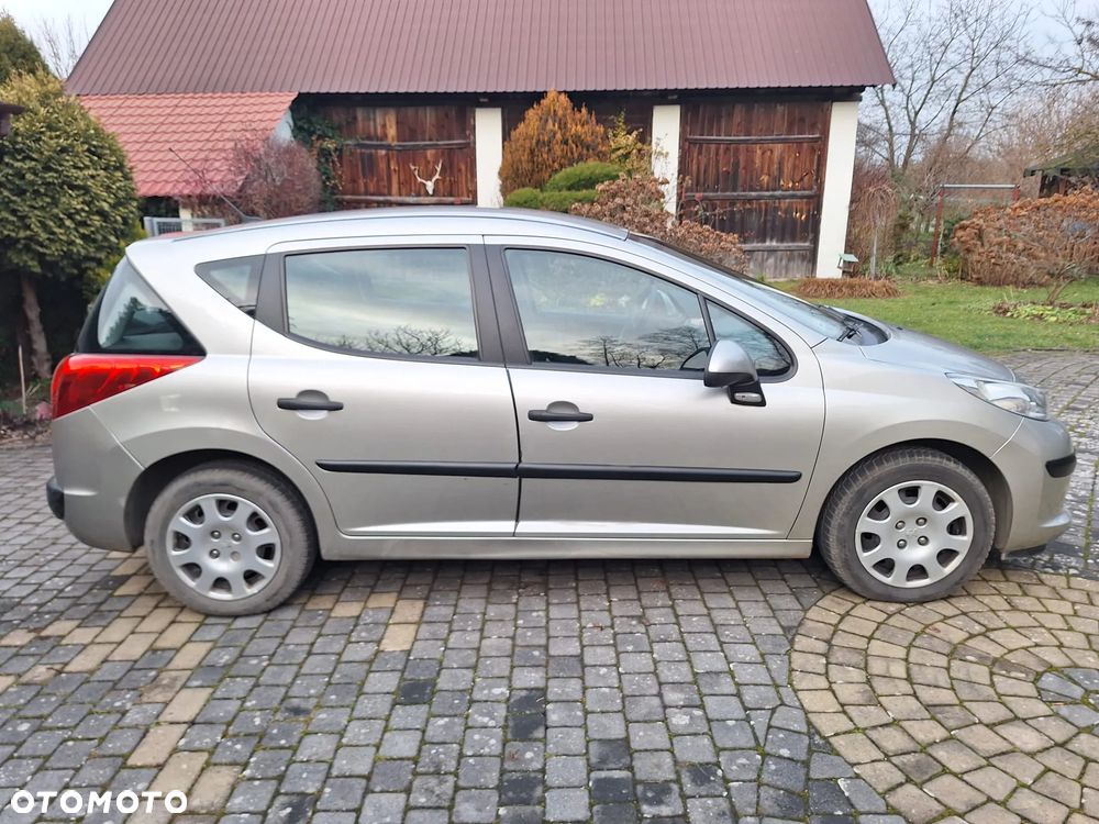 Peugeot 207 - 2