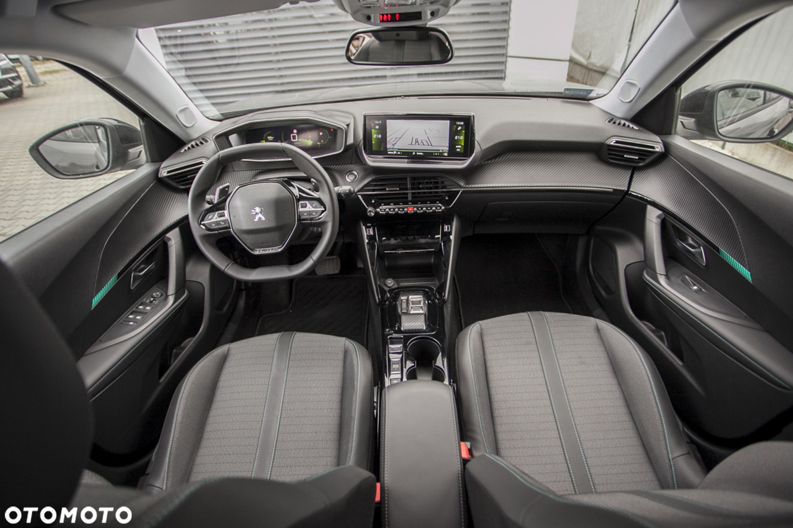 Peugeot 2008 1.2 PureTech Allure Pack S&S EAT8 - 22