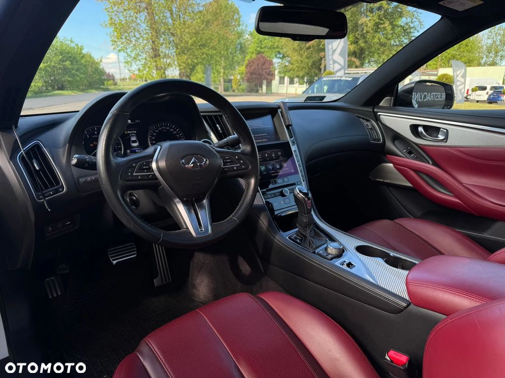 Infiniti Q60 2.0t Premium Tech - 9