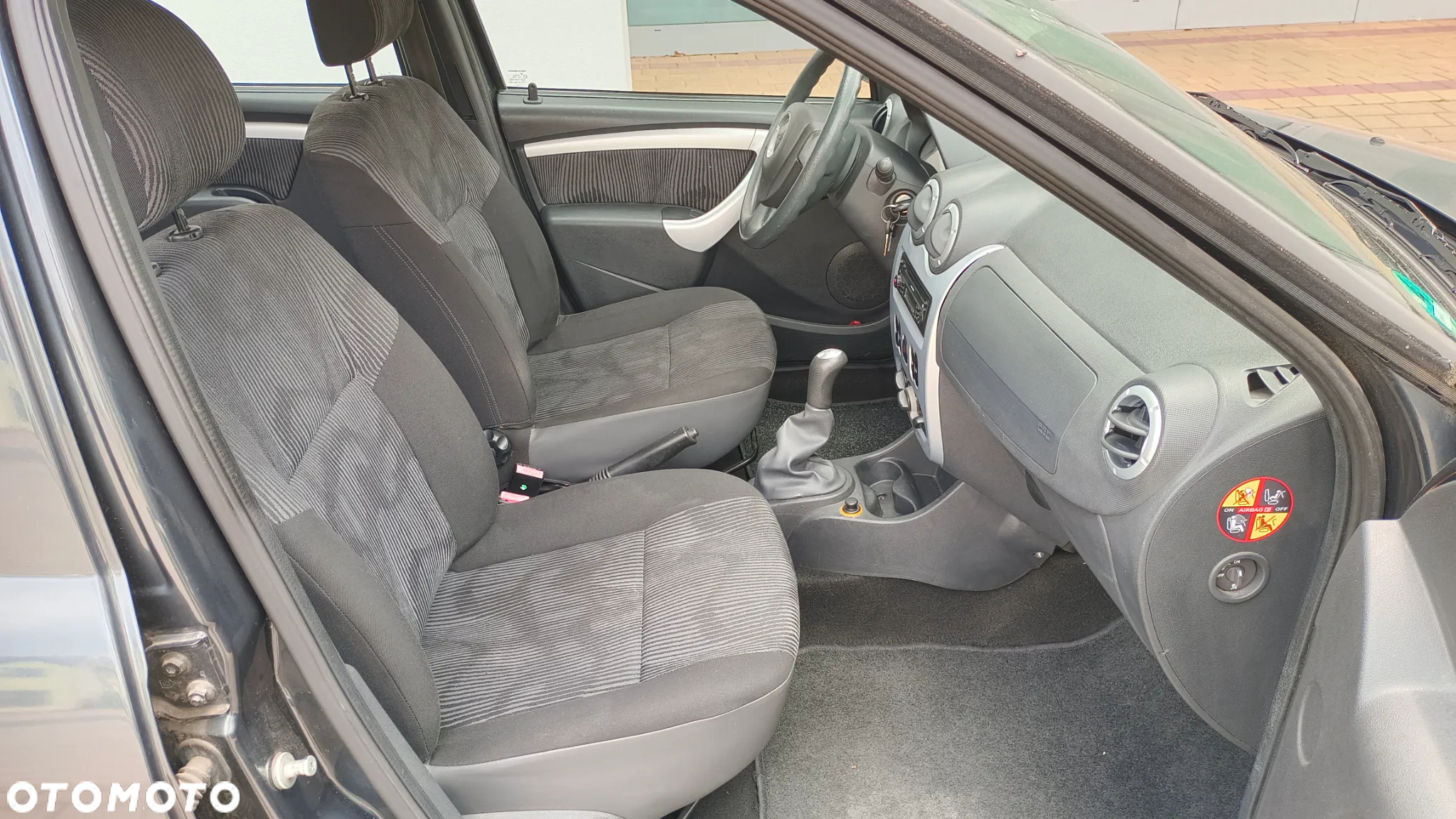 Dacia Logan MCV 1.6 Ambiance - 17