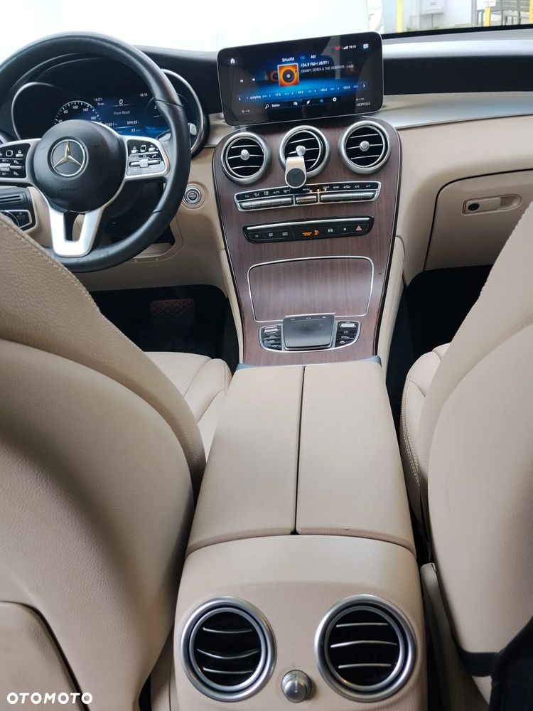 Mercedes-Benz GLC - 2
