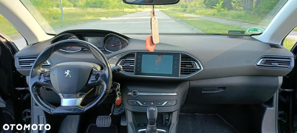 Peugeot 308 BlueHDi 150 EAT6 Stop & Start Allure - 24