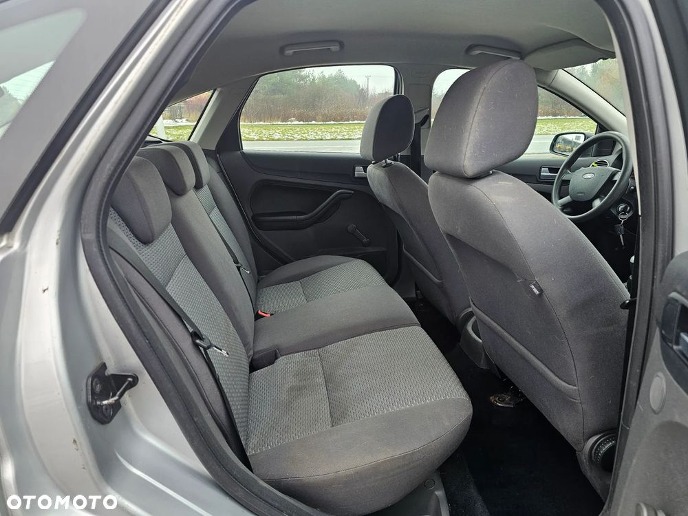 Ford Focus 1.6 FX Gold - 16