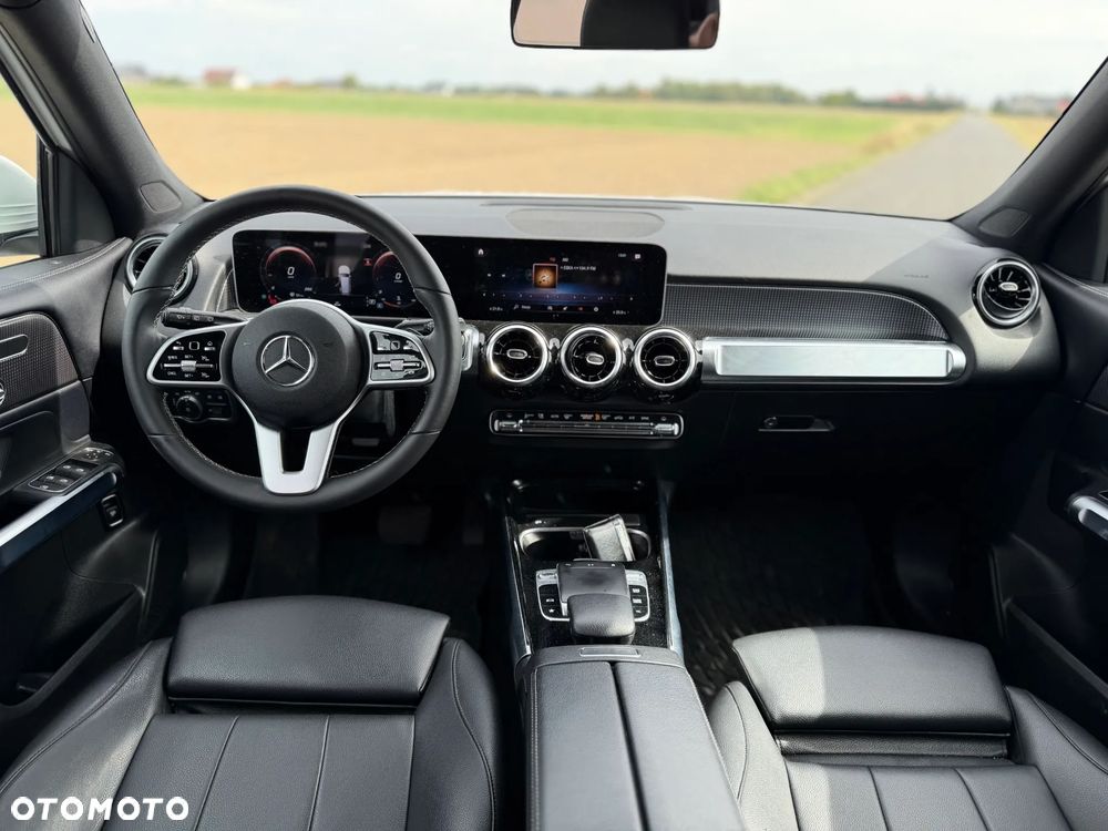 Mercedes-Benz GLB 250 4-Matic 8G-DCT - 6