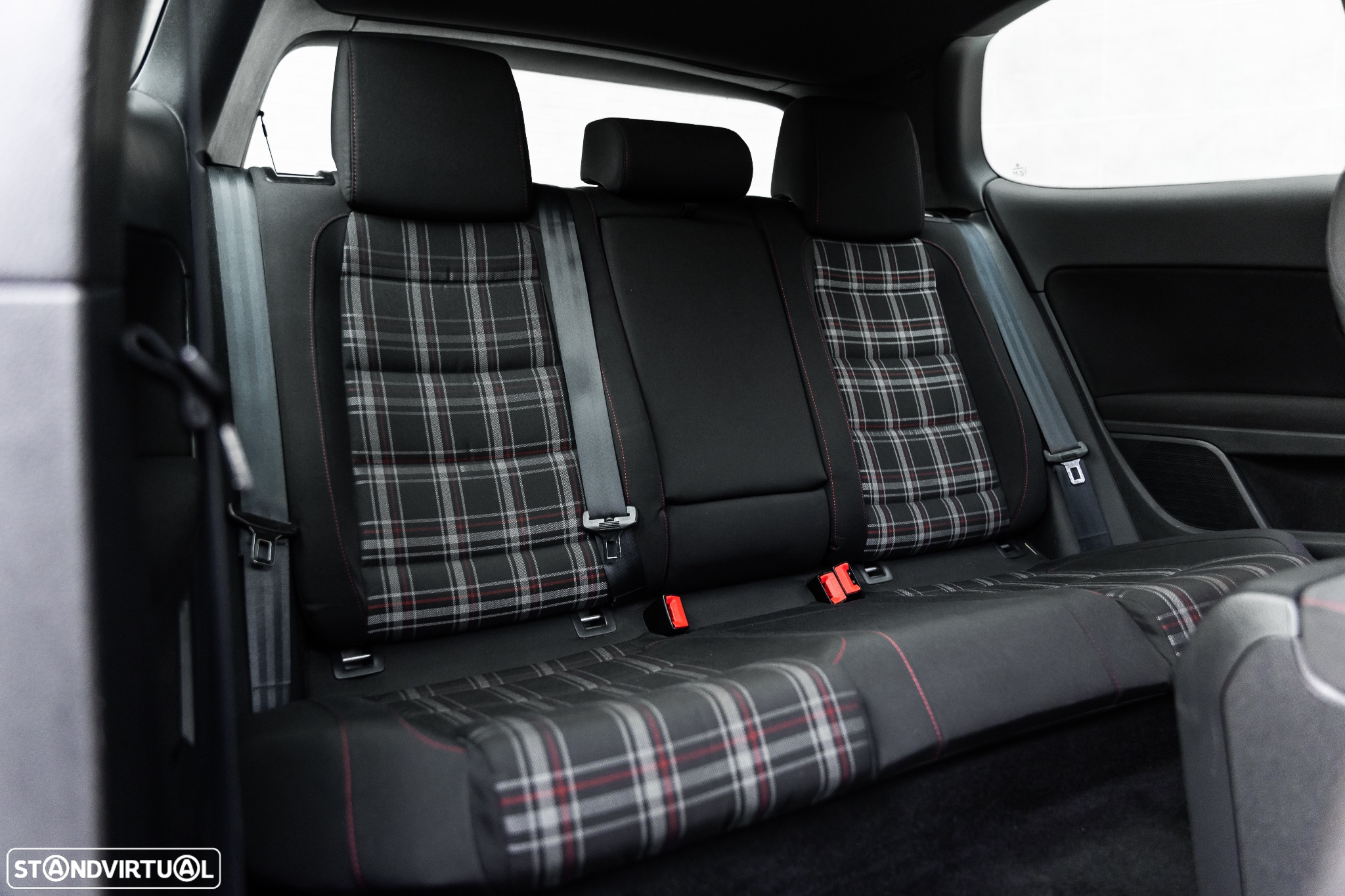 VW Golf 2.0 TSi GTi DSG - 26