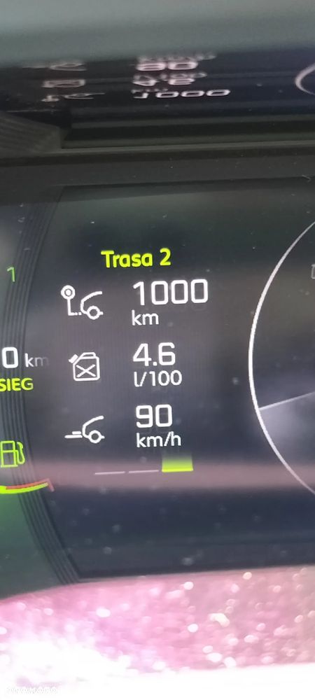 Peugeot 2008 1.5 BlueHDi GT S&S EAT8 - 26