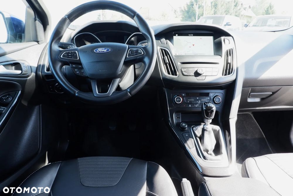 Ford Focus SW 1.5 EcoBoost S&S TITANIUM - 14