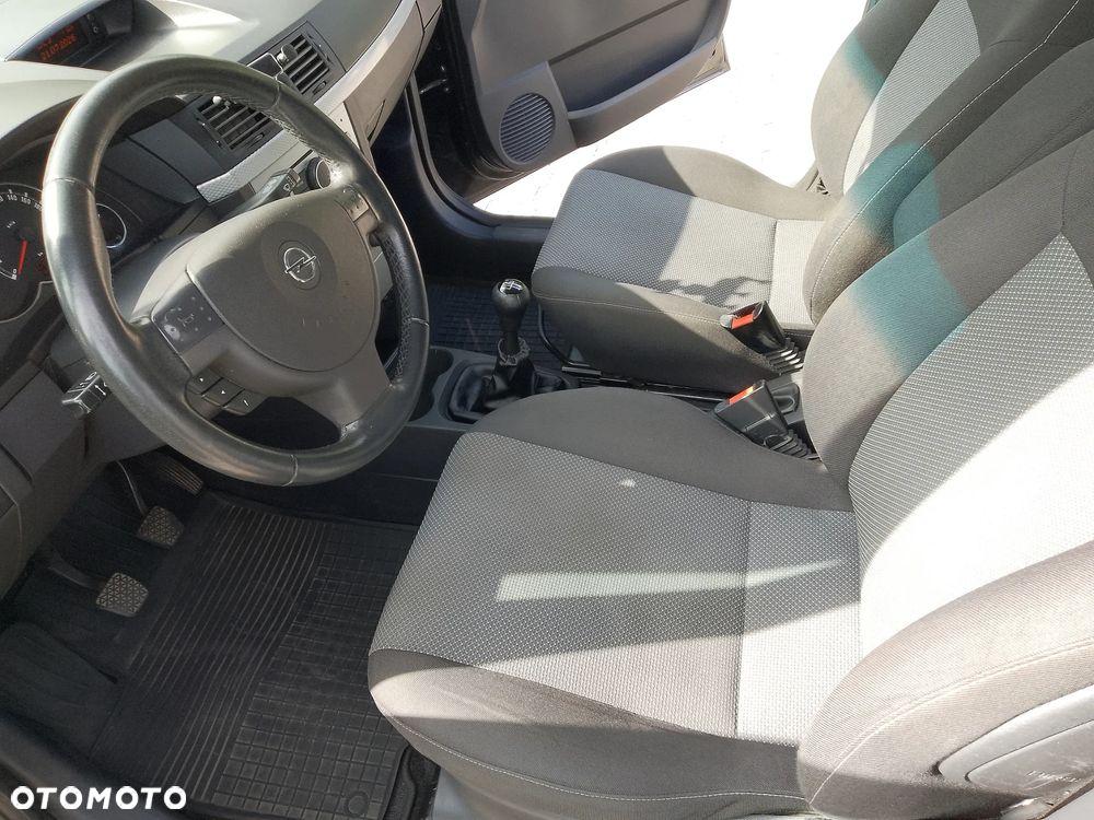 Opel Meriva 1.8 Enjoy - 9