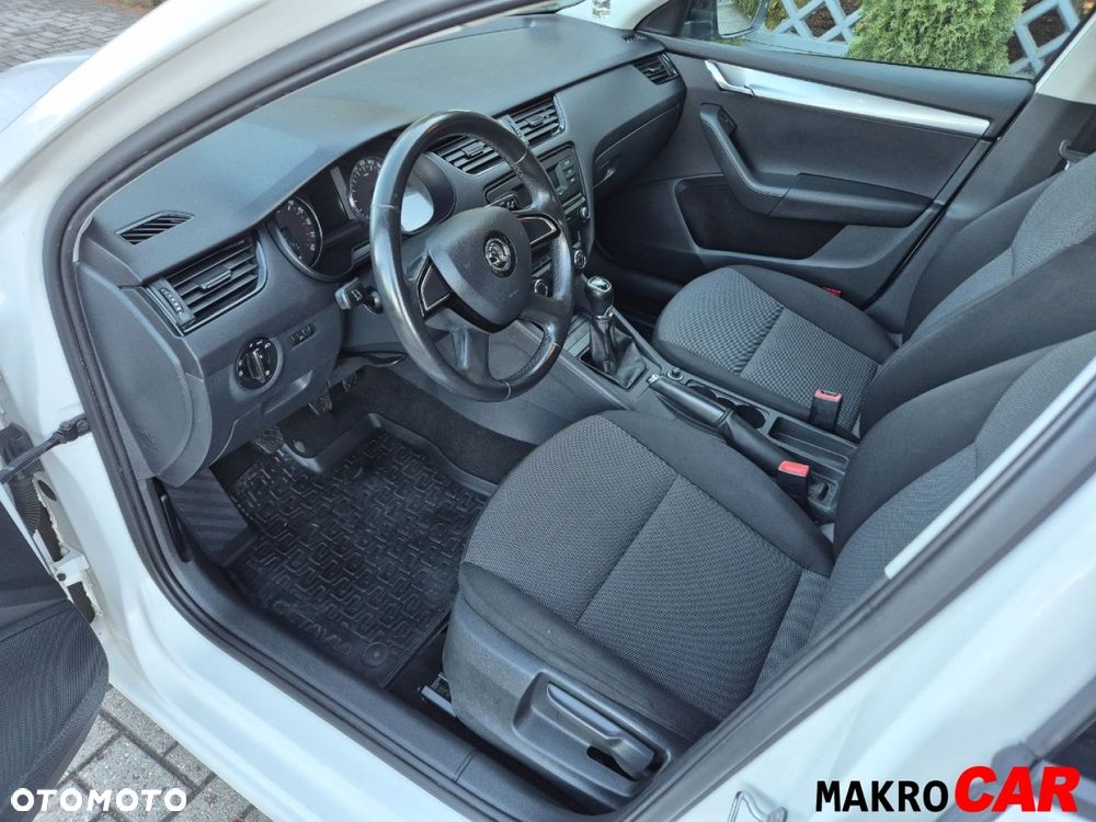 Skoda Octavia 1.6 TDI Active - 5