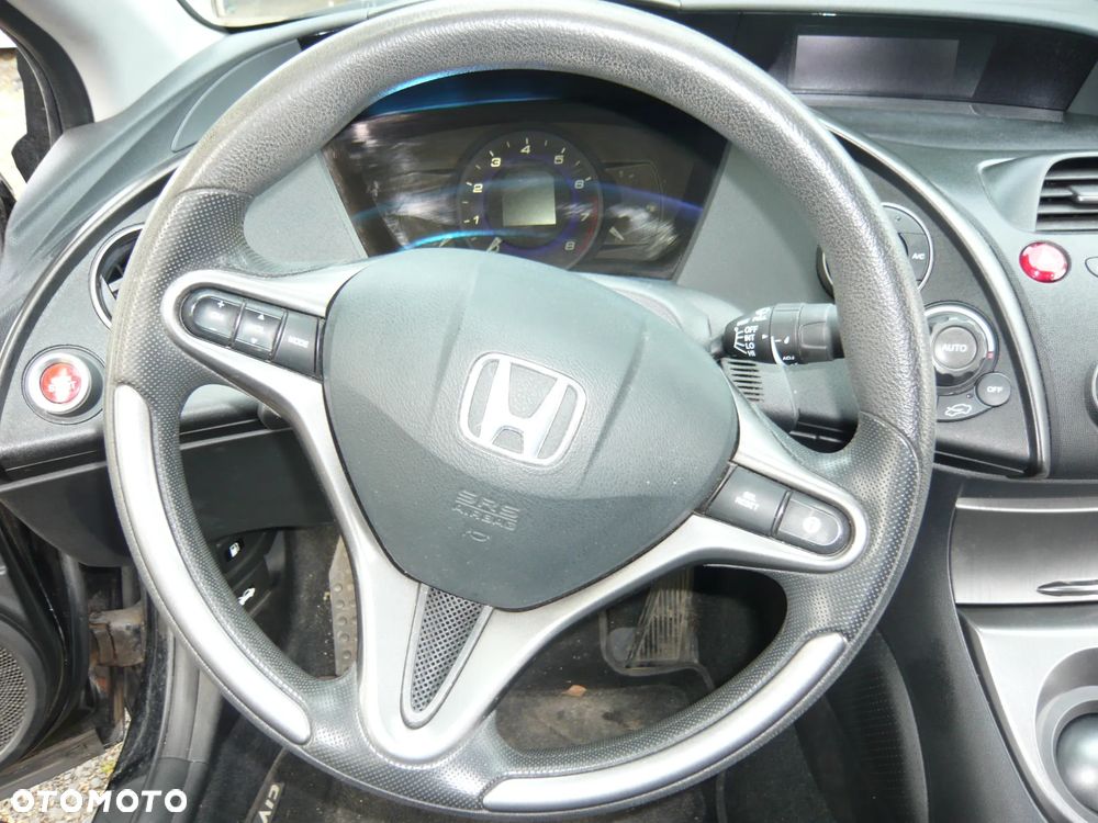 Honda Civic 1.4 i-VTEC - 12